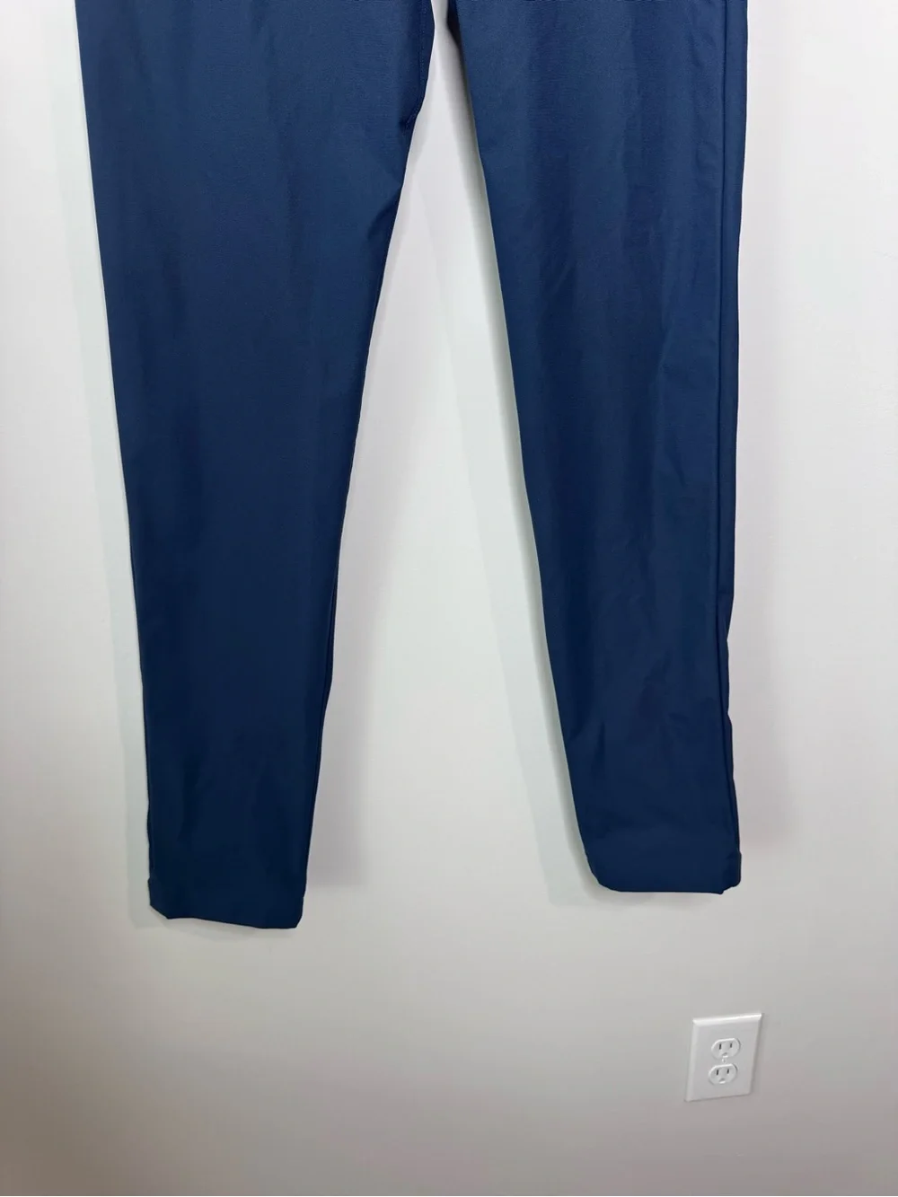 Men’s Lululemon Commission Slim Fit Pant